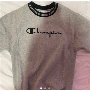 Rare vintage grey y25 champion logo sweatshirt